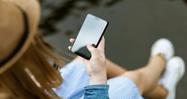 Plusy i minusy mobilnej wersji platformy rozrywkowej w 2025 roku Plusy i minusy mobilnej wersji platformy rozrywkowej w 2025 roku