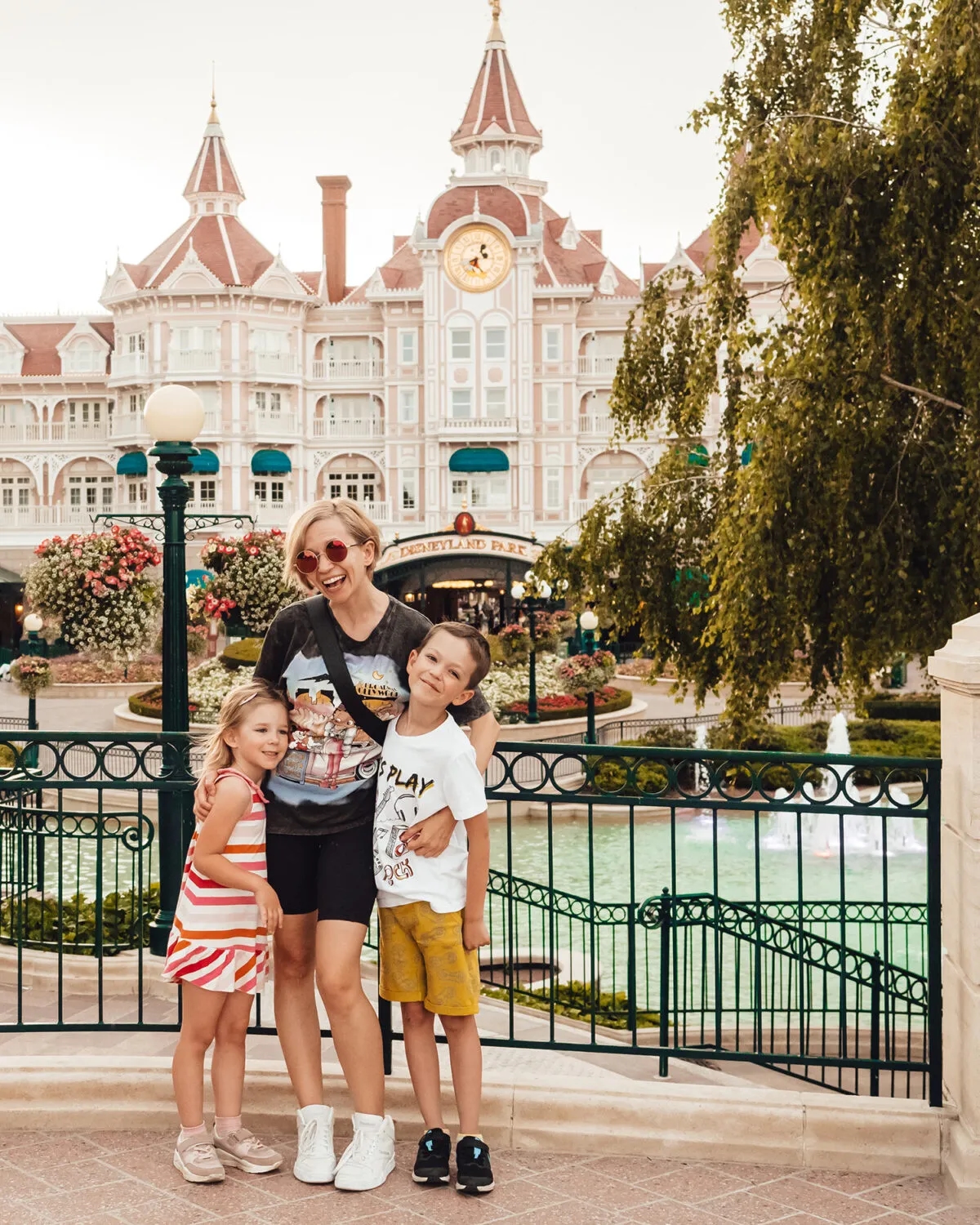 Jak zorganizować wyjazd do Disneylandu bez zbędnych wydatków?